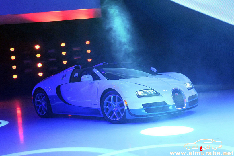 بوغاتي فيرون غراند سبورت فيتيس تفأجئ الجميع في معرض باريس Bugatti Veyron Sport Vitesse 1